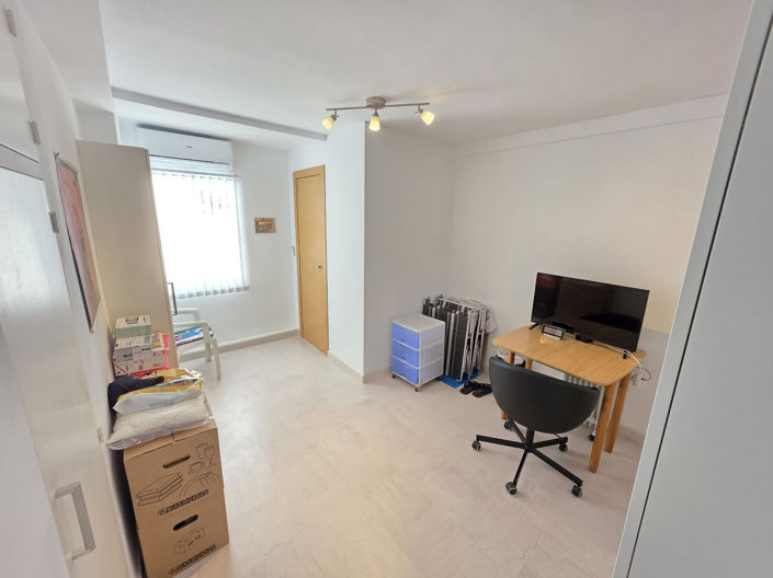 Image No.13-3 Bed Apartment for sale