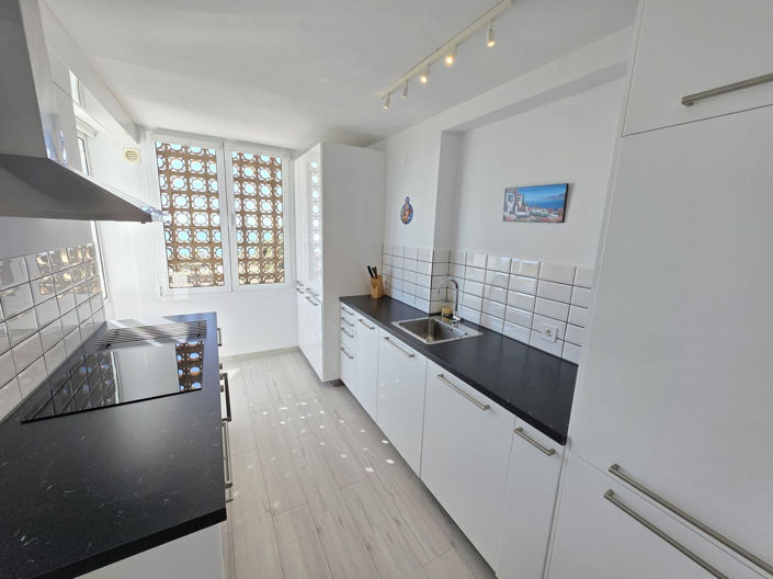 Image No.7-3 Bed Apartment for sale