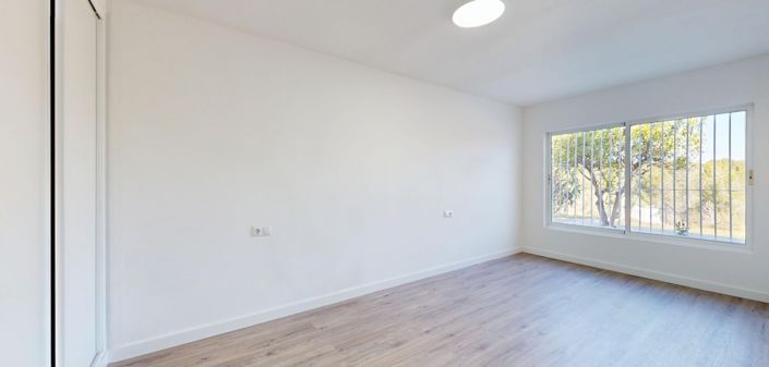 Image No.22-2 Bed Apartment for sale