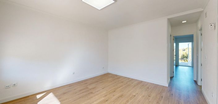 Image No.42-2 Bed Apartment for sale