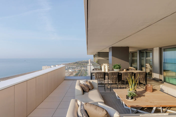 Image No.41-4 Bed Penthouse for sale