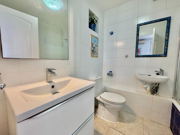 Image No.50-7 Bed Villa for sale