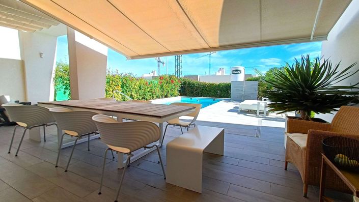 Image No.32-2 Bed Villa for sale