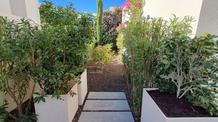 Image No.42-2 Bed Villa for sale