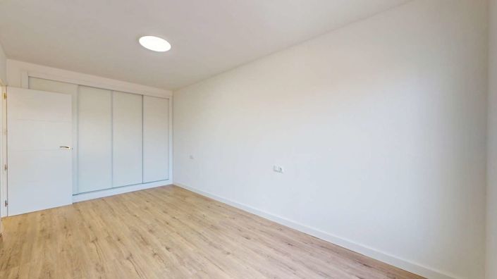 Image No.19-2 Bed Bungalow for sale