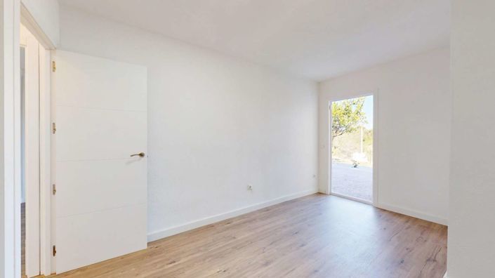 Image No.27-2 Bed Bungalow for sale