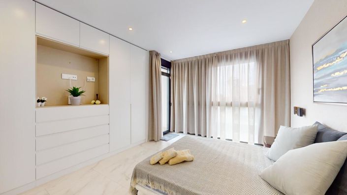 Image No.31-4 Bed Villa for sale