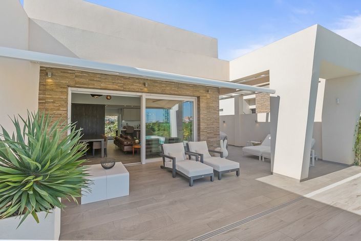 Image No.3-2 Bed Villa for sale