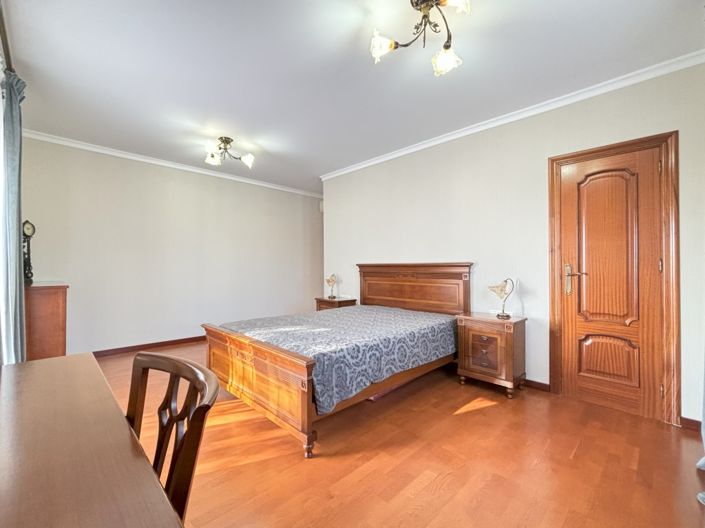 Image No.26-5 Bed Villa for sale