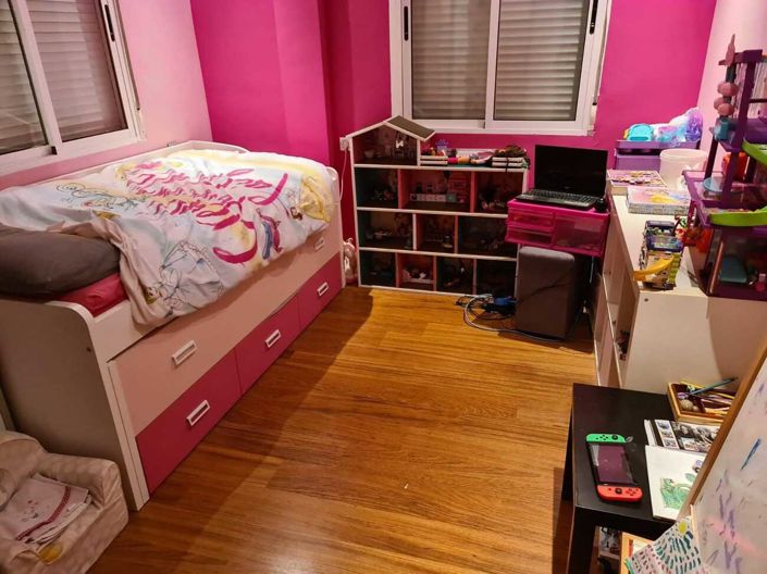 Image No.20-5 Bed Property for sale