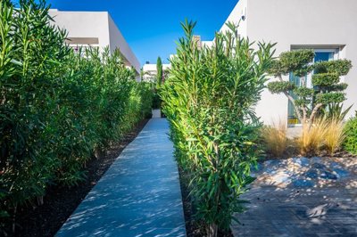 o1j7egngd82cndsjc0gaeu1l6c3c