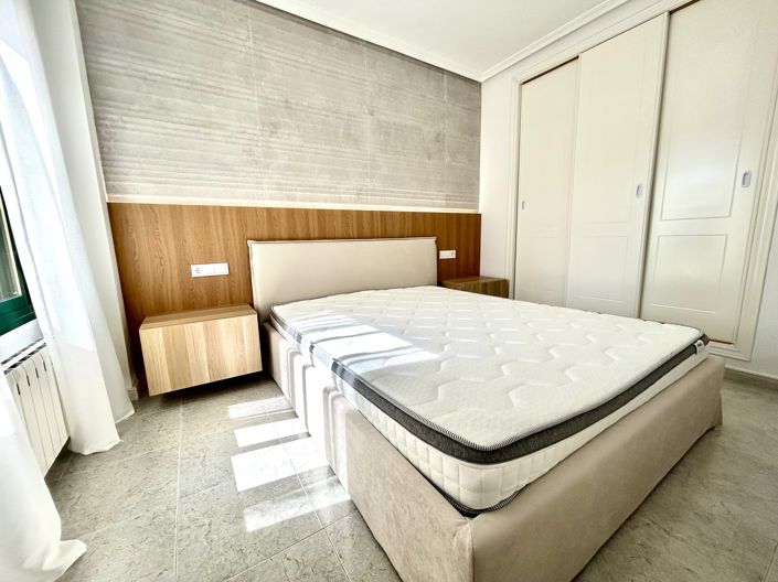 Image No.13-2 Bed Apartment for sale