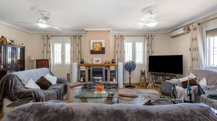 Image No.18-6 Bed Villa for sale