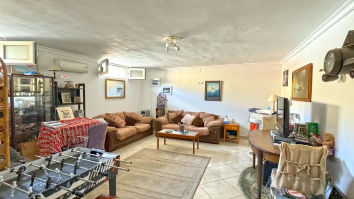 Image No.34-6 Bed Villa for sale