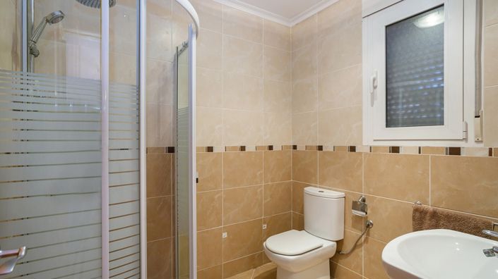 Image No.45-6 Bed Villa for sale