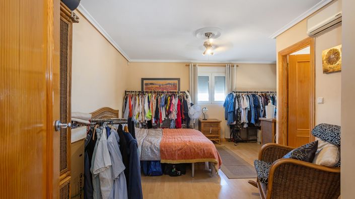 Image No.49-6 Bed Villa for sale