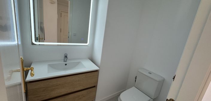 Image No.13-2 Bed Apartment for sale