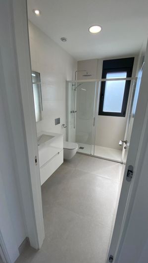 Image No.5-3 Bed Villa for sale