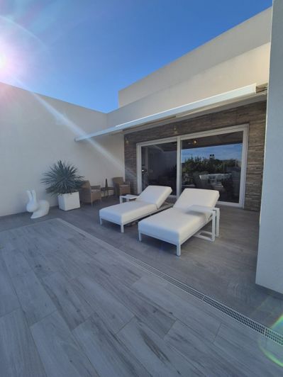 Image No.6-3 Bed Property for sale