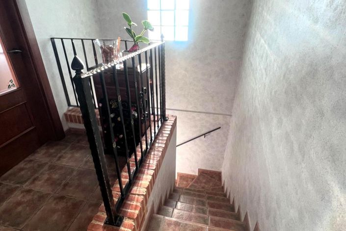 Image No.26-5 Bed Villa for sale