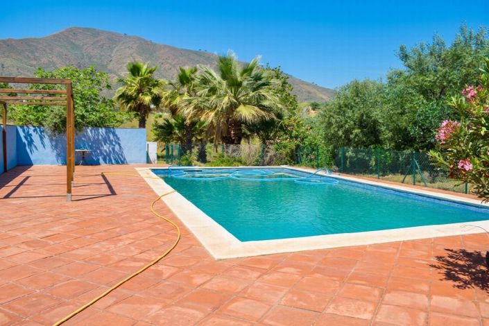 Image No.3-4 Bed Villa for sale