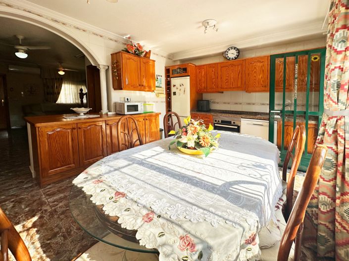 Image No.13-3 Bed Villa for sale