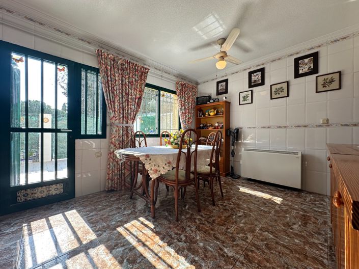 Image No.15-3 Bed Villa for sale