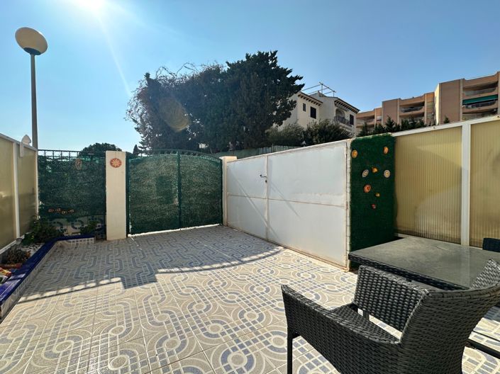 Image No.17-3 Bed Townhouse for sale