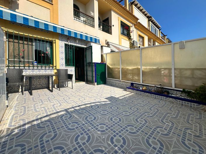Image No.19-3 Bed Villa for sale
