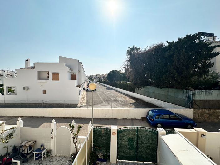 Image No.27-3 Bed Villa for sale