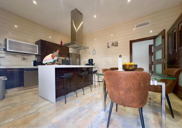 Image No.17-Villa de 4 chambres à vendre à Pilar de la Horadada