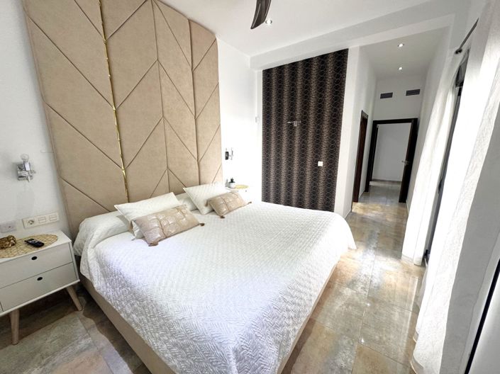 Image No.27-Villa de 4 chambres à vendre à Pilar de la Horadada