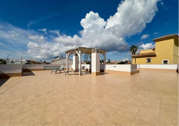 Image No.35-Villa de 4 chambres à vendre à Pilar de la Horadada