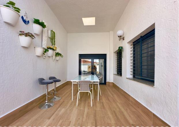 Image No.9-Villa de 4 chambres à vendre à Pilar de la Horadada