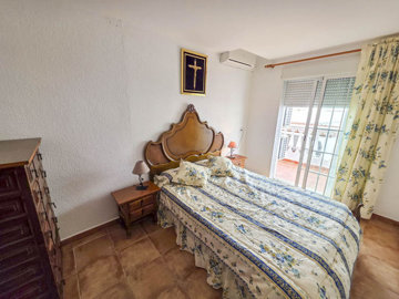 7-aa4cc561180b369757c0bb4af9886cd3