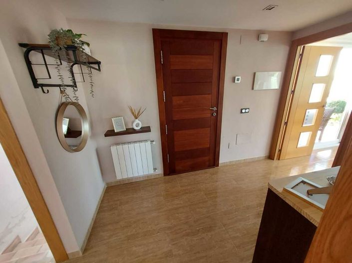 Image No.13-3 Bed Villa for sale