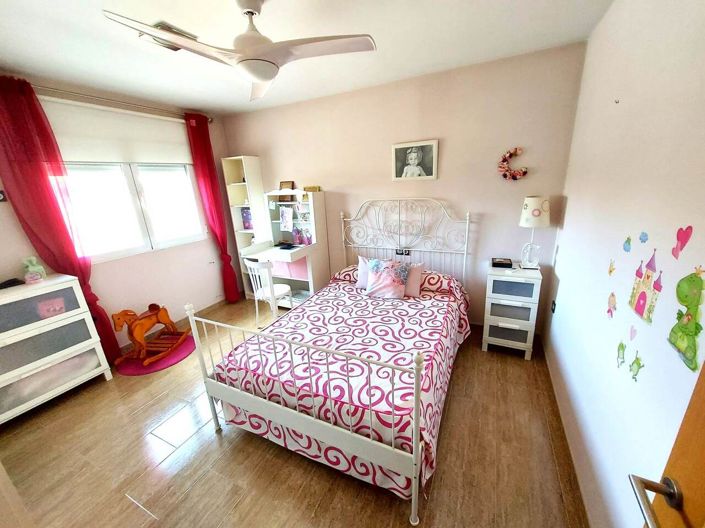 Image No.20-3 Bed Villa for sale