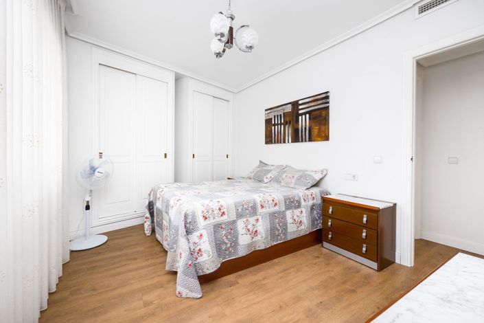 Image No.4-3 Bed Apartment for sale