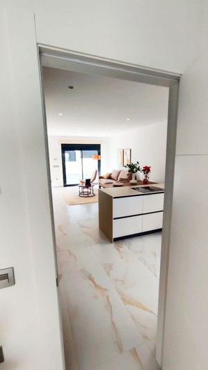 Image No.18-3 Bed Villa for sale