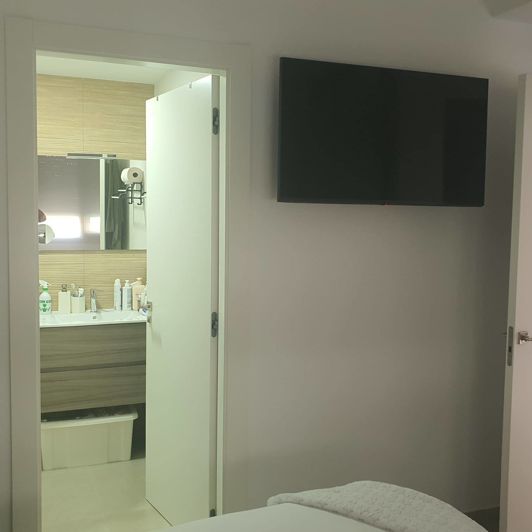 Image No.9-2 Bed House for sale