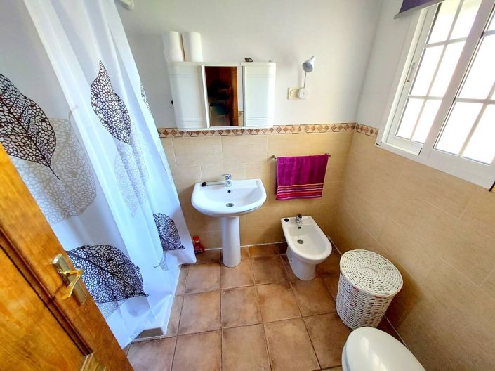 Image No.5-3 Bed Villa for sale