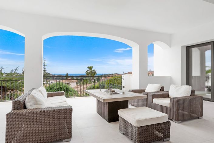 Image No.17-5 Bed Villa for sale