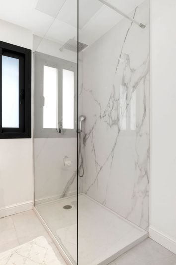 Image No.34-5 Bed Villa for sale