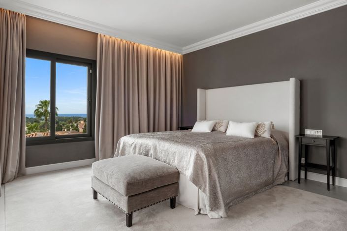 Image No.40-5 Bed Villa for sale