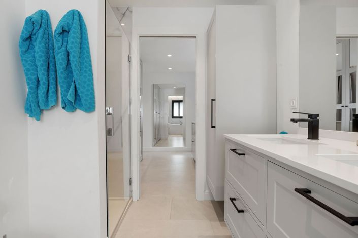 Image No.41-5 Bed Villa for sale