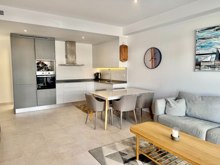 Image No.2-3 Bed Townhouse for sale