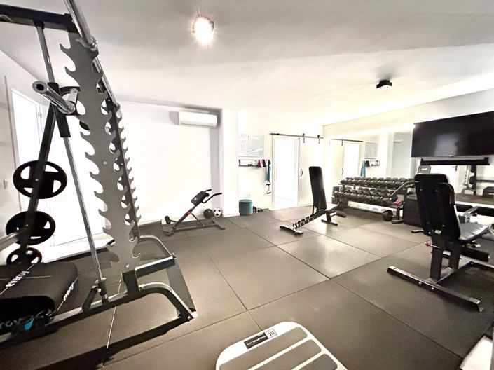 Image No.29-4 Bed Villa for sale