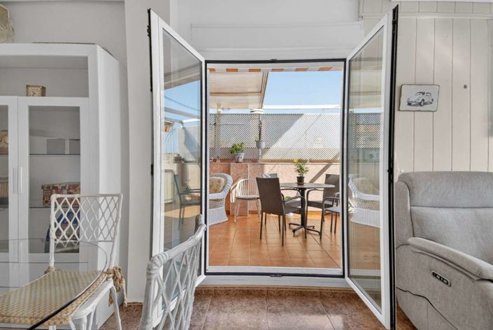 Image No.10-2 Bed Apartment for sale