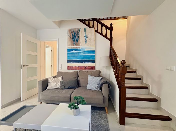 Image No.16-4 Bed Townhouse for sale