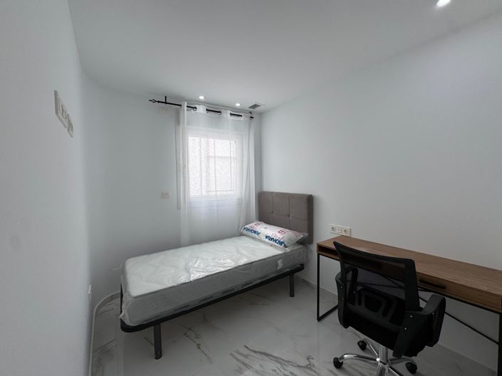 Image No.34-2 Bed Apartment for sale